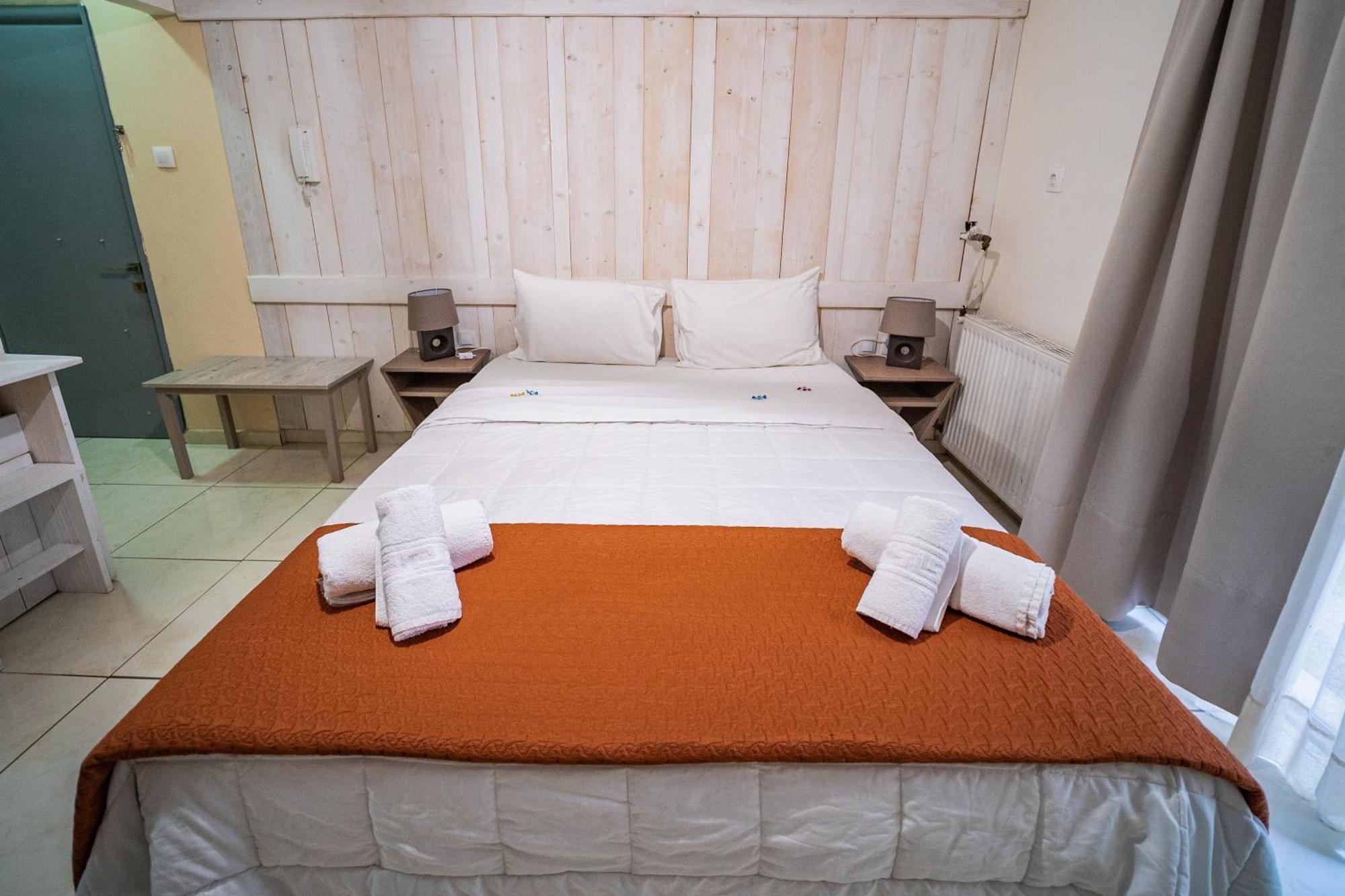 City Center Studios By Cretan Houses Héraklion Extérieur photo