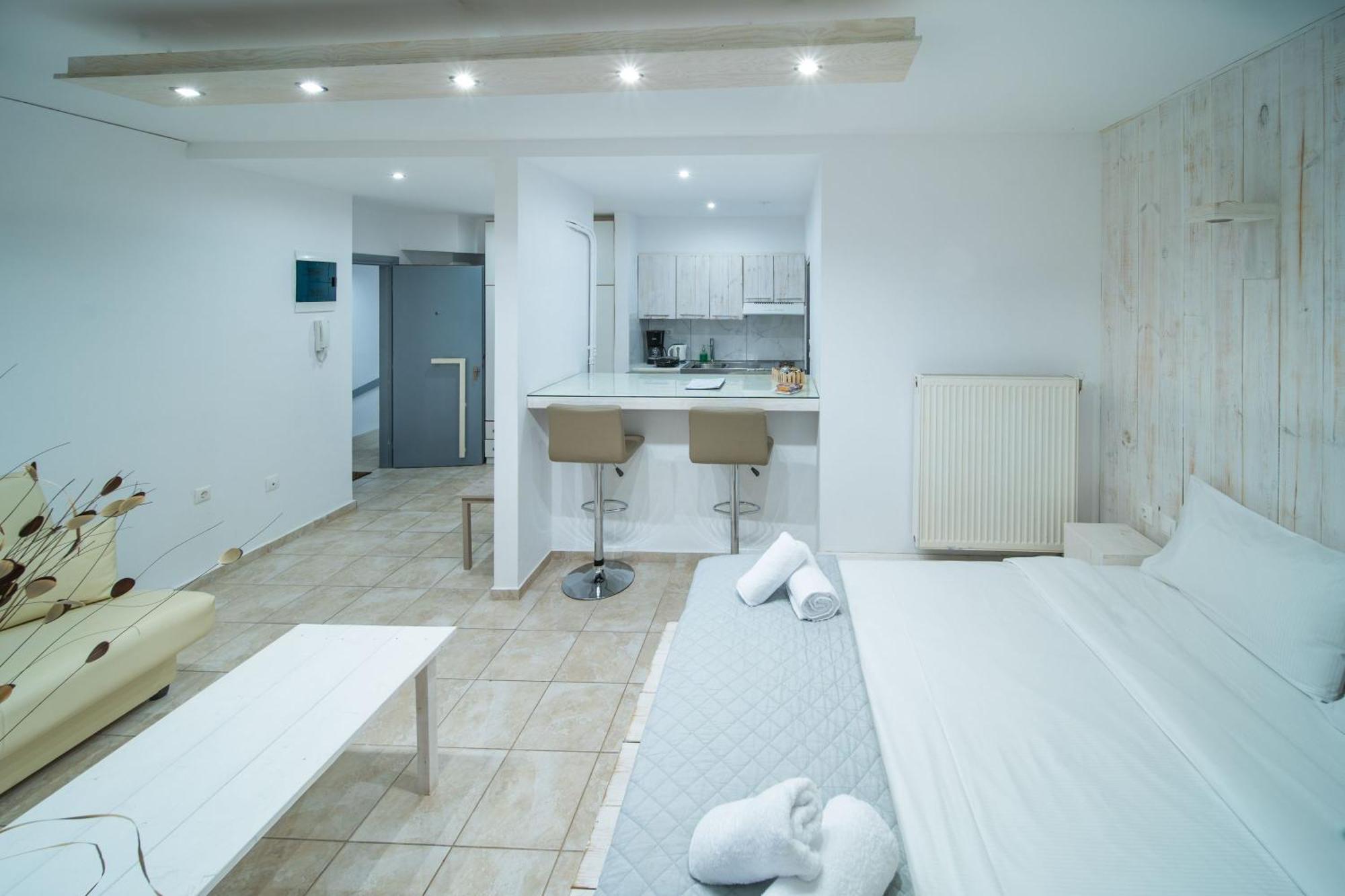 City Center Studios By Cretan Houses Héraklion Extérieur photo