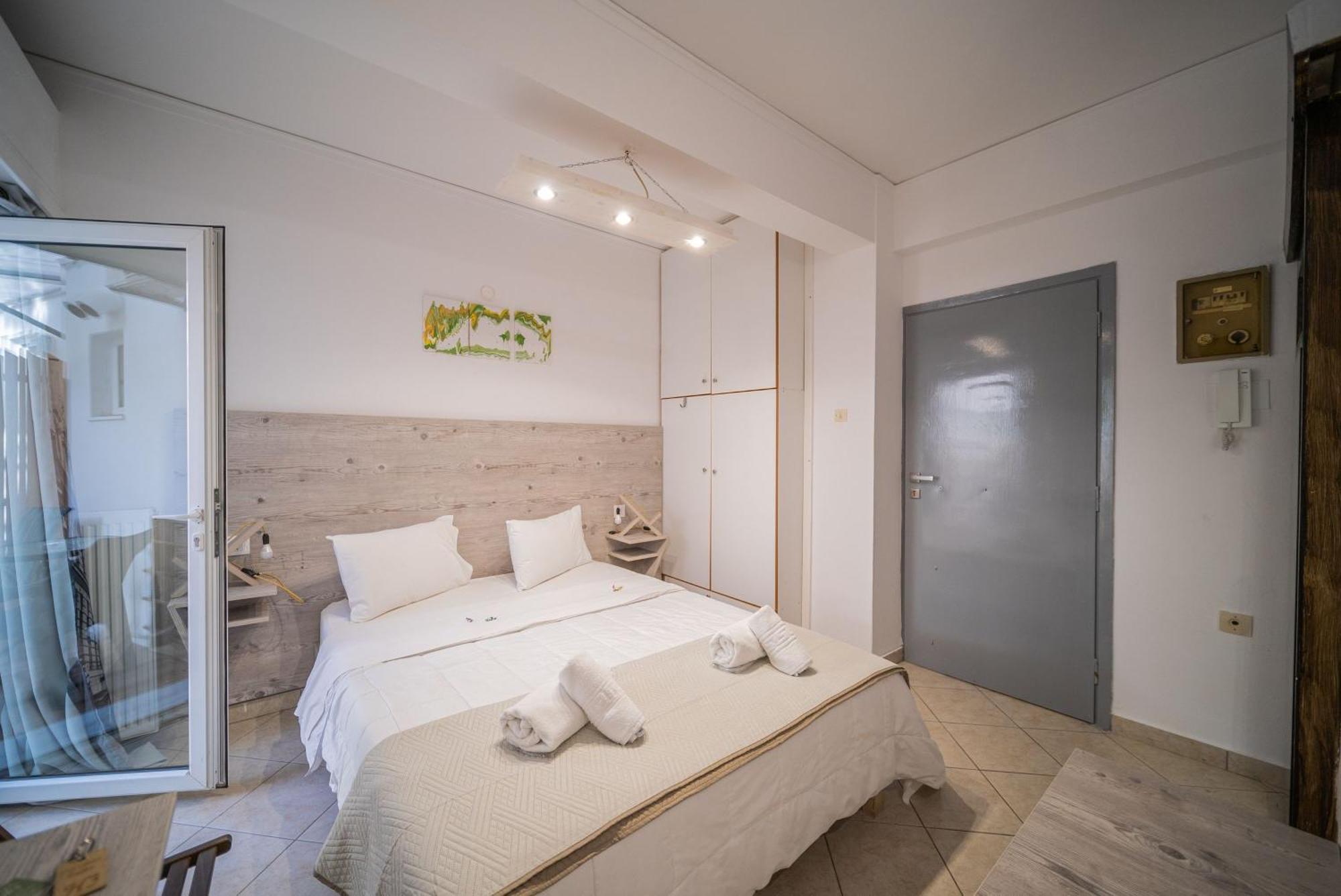 City Center Studios By Cretan Houses Héraklion Extérieur photo