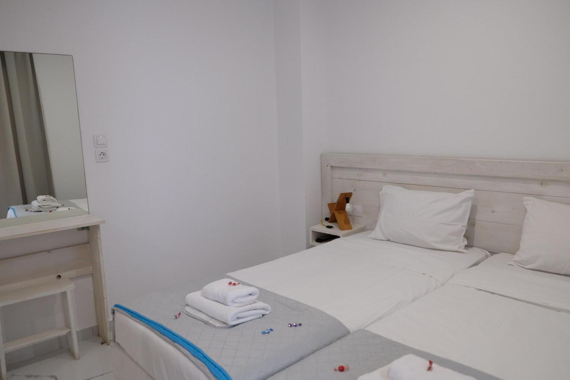 City Center Studios By Cretan Houses Héraklion Extérieur photo